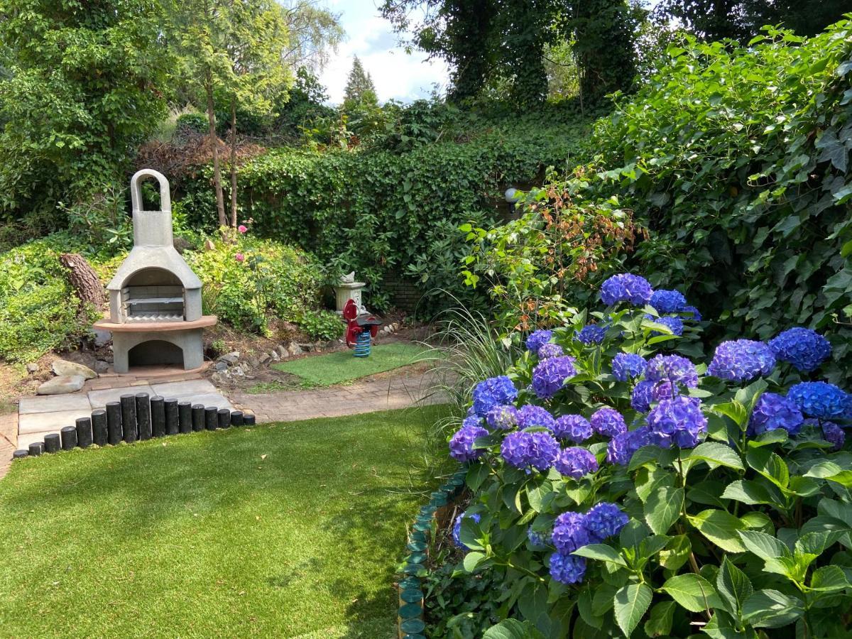 Bosboerderij De Goudsberg Met Hottub In Tuin Villa Lunteren Exterior photo