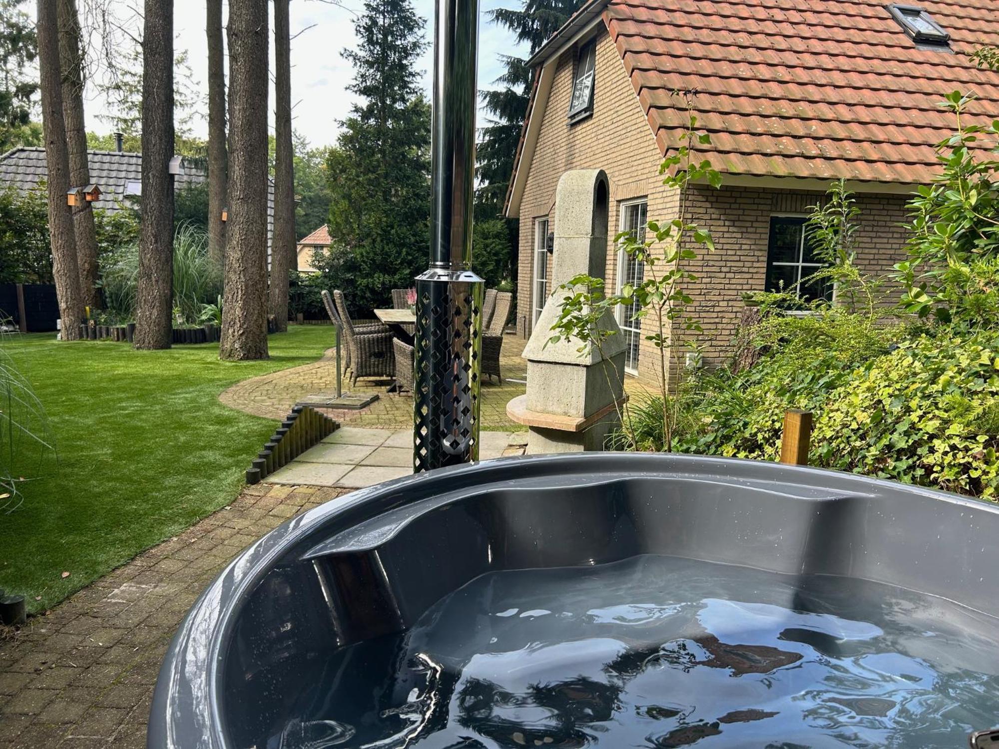 Bosboerderij De Goudsberg Met Hottub In Tuin Villa Lunteren Exterior photo